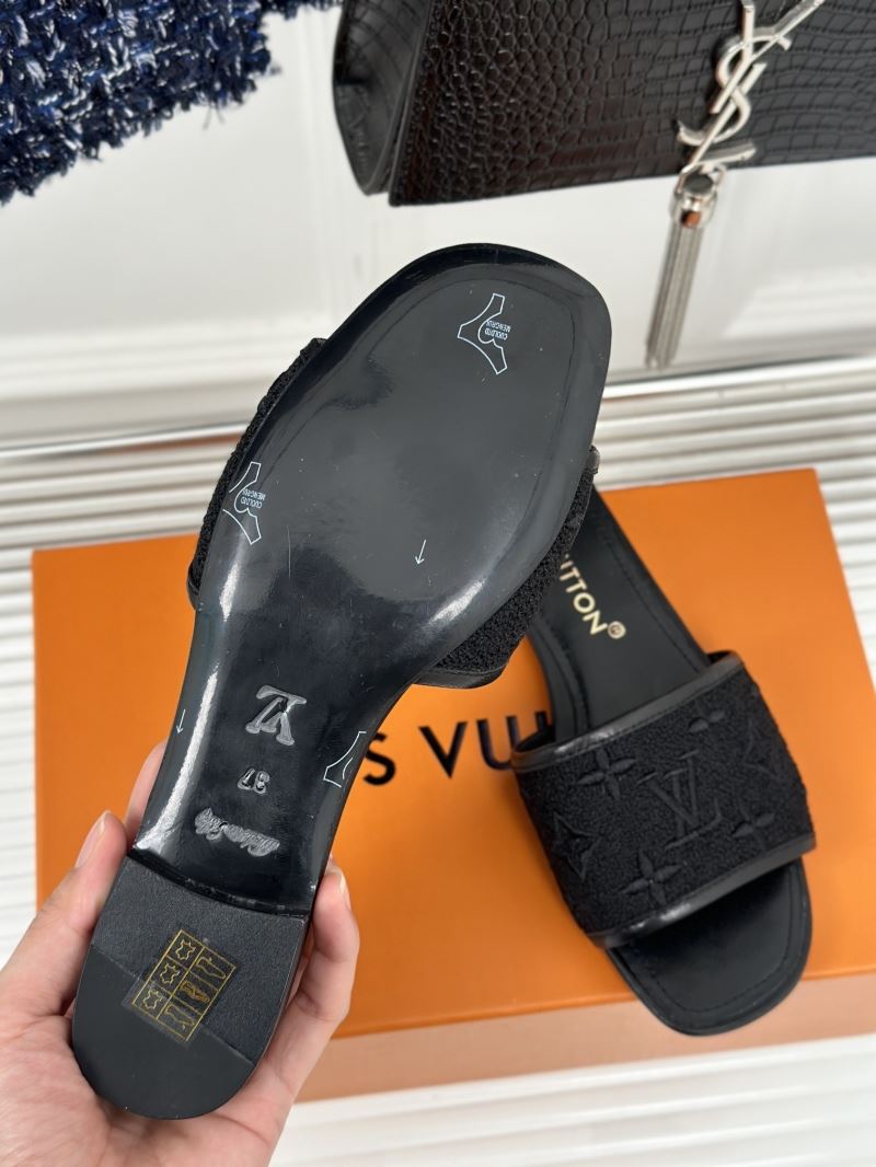 Louis Vuitton Slippers